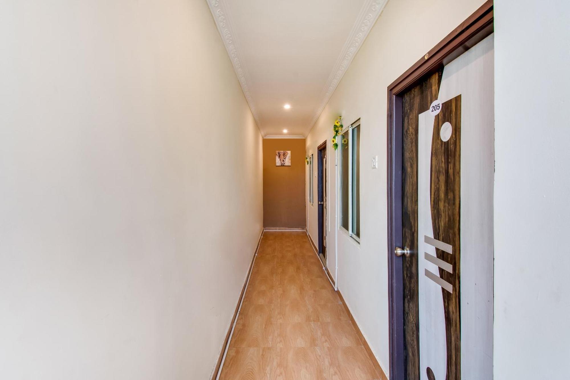 Oyo Akshaya Nest Vijayawāda Exterior foto