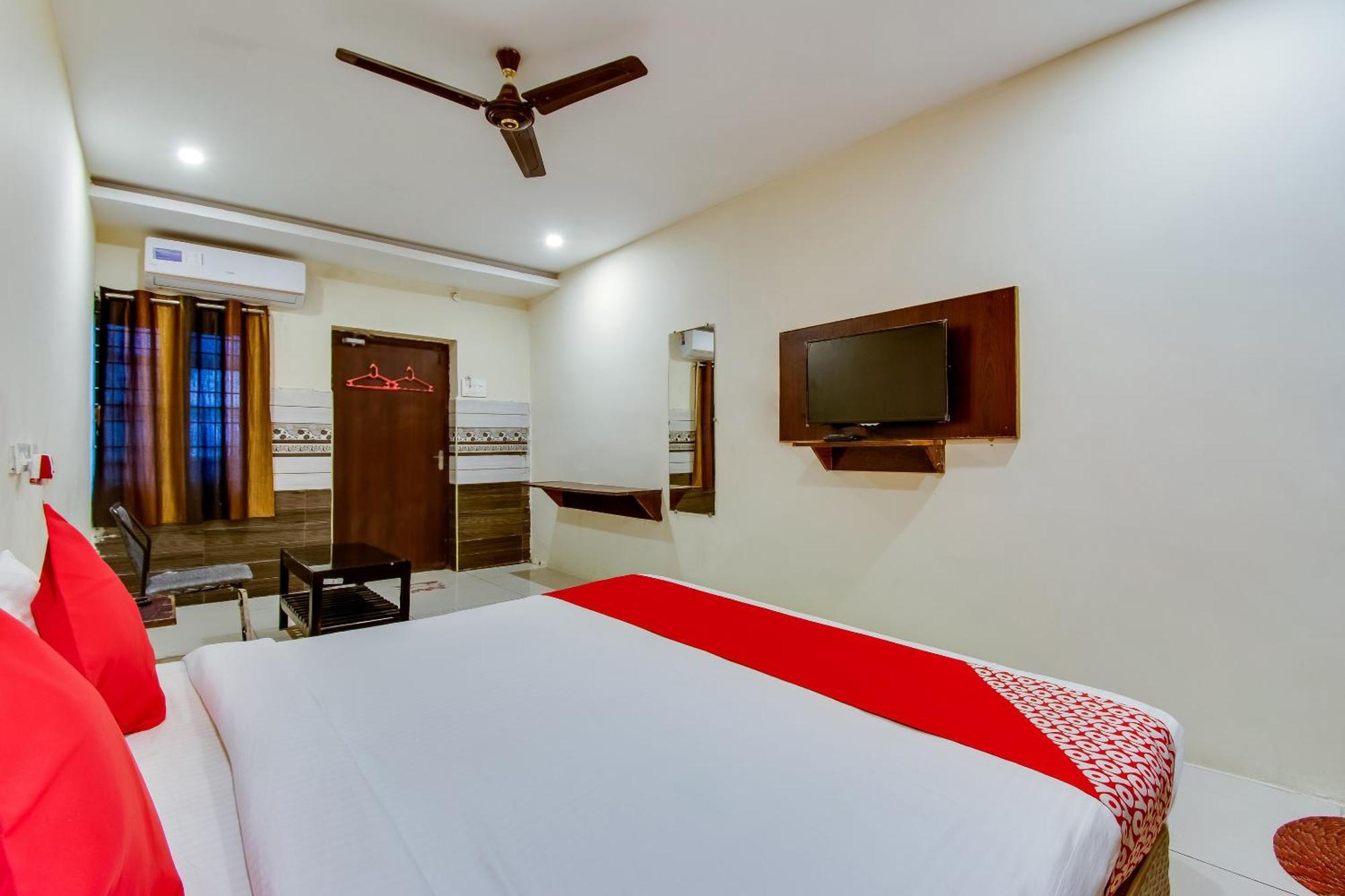 Oyo Akshaya Nest Vijayawāda Exterior foto