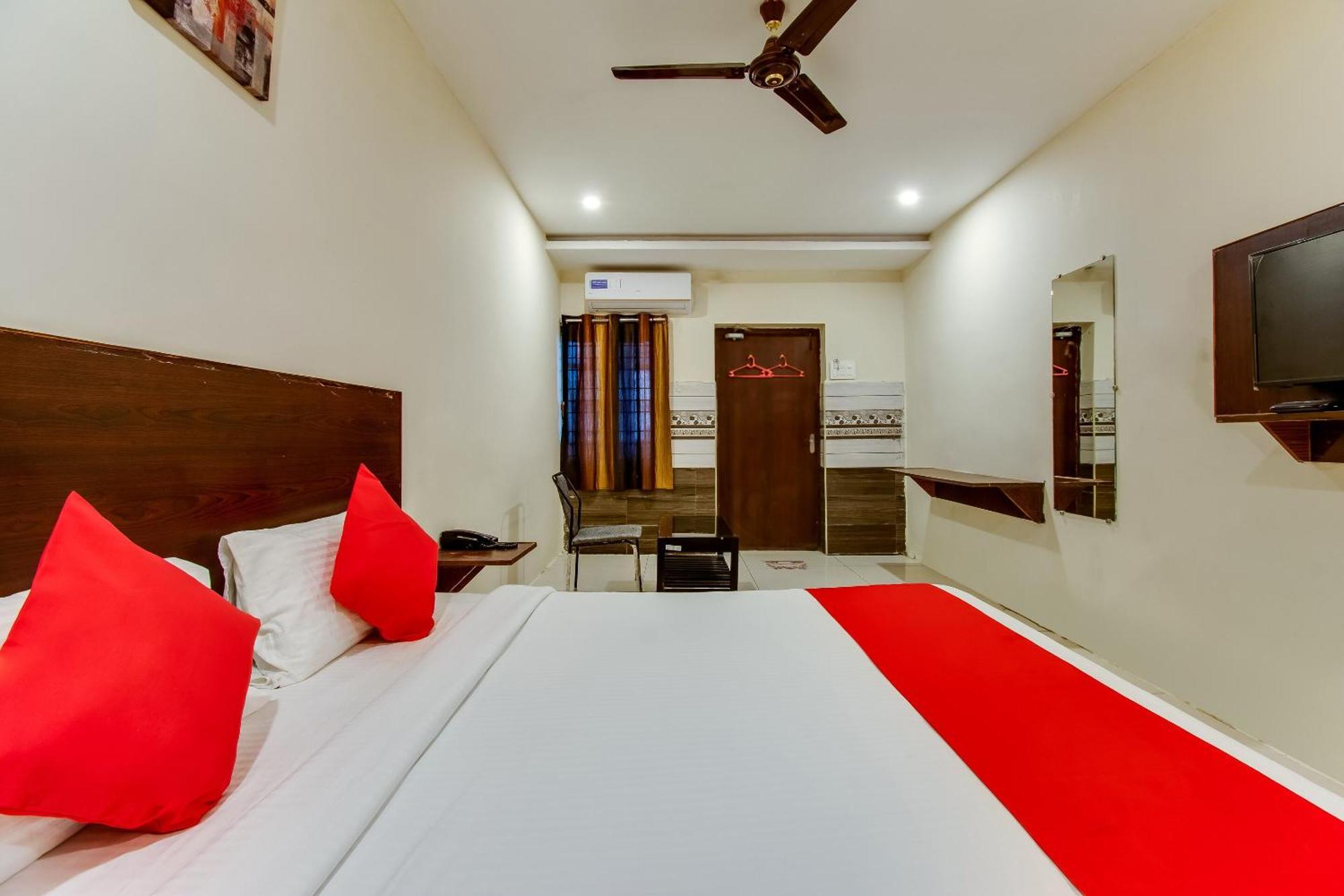 Oyo Akshaya Nest Vijayawāda Exterior foto